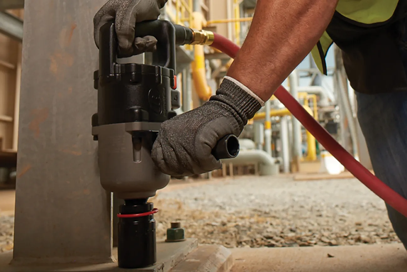 3900 Series Impact Wrench - Image 3